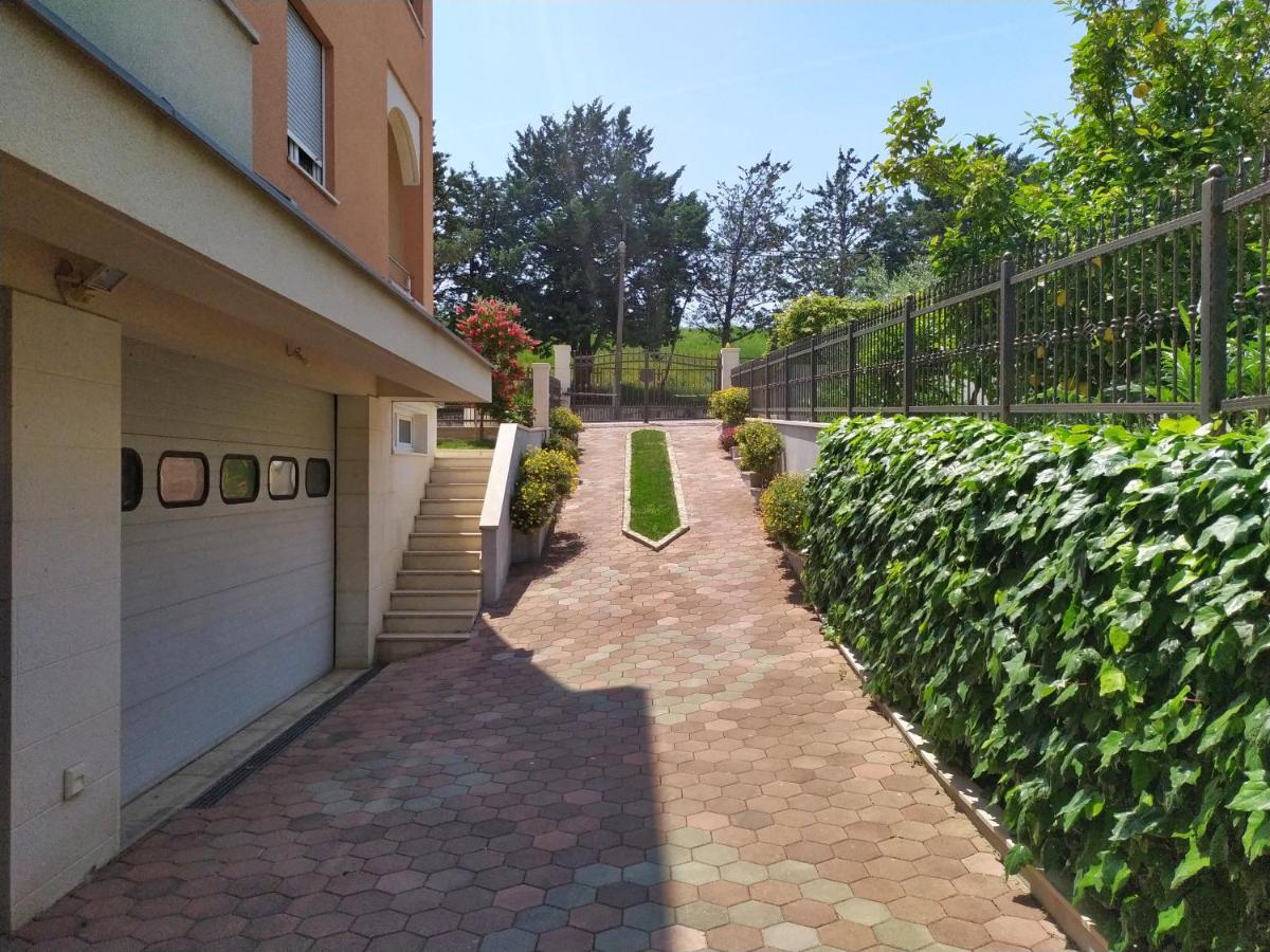 Apartmani Skejic Split Exterior photo